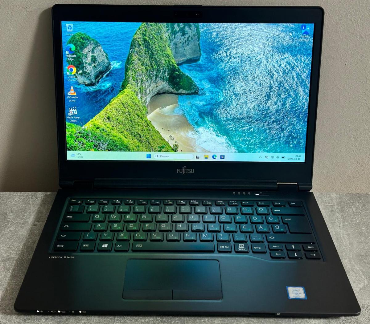 Fujitsu LIFEBOOK U749